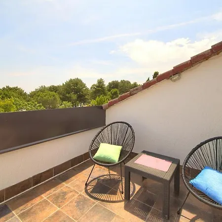 Rooftop Krk Apartman *